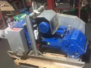 שירותי תחזוקה בסליל המנוע של ציוד שינוע- משאבה תעשייתית